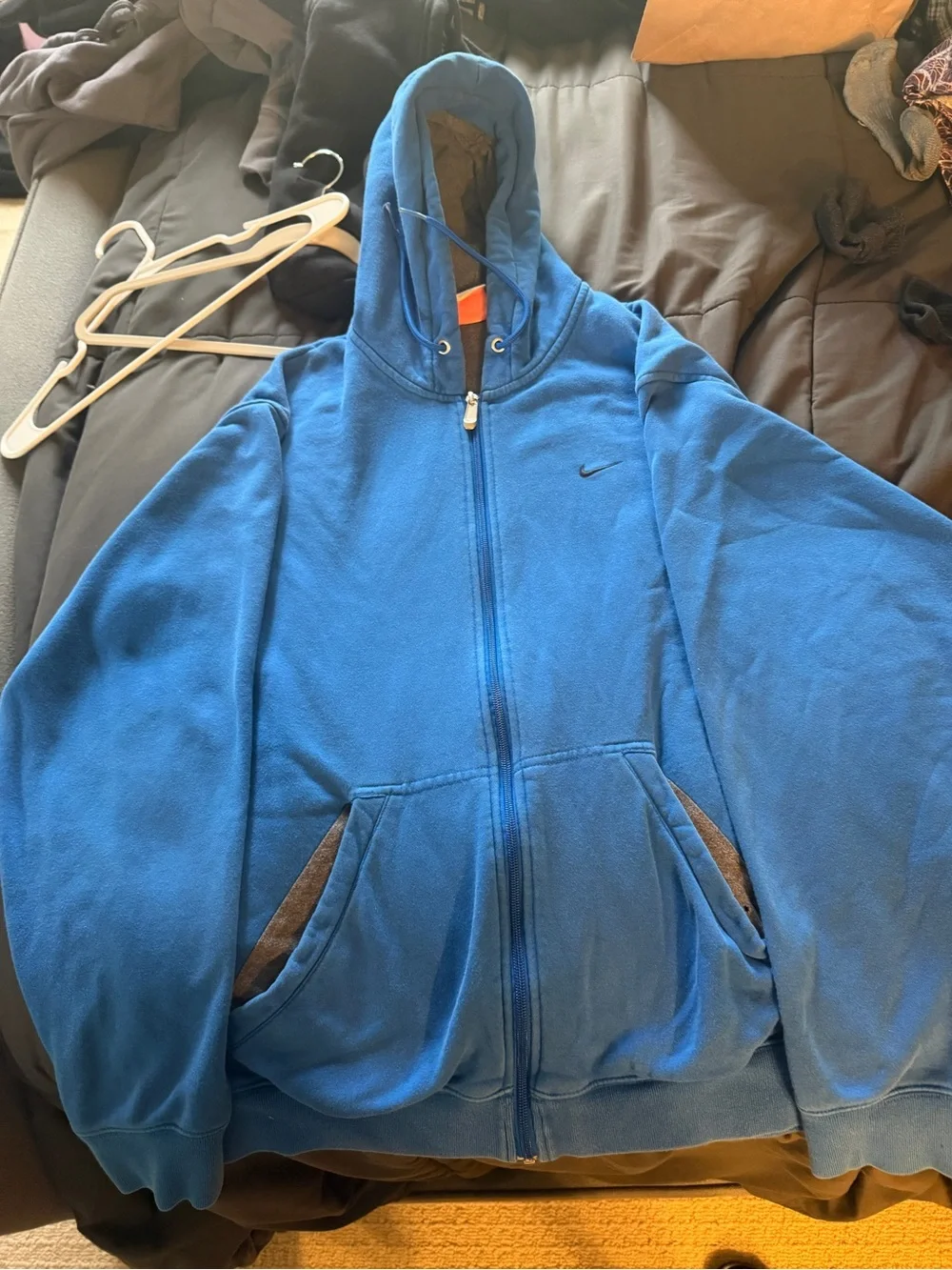 Nike Men's Blue Full-Zip Hooded Sweatshirt